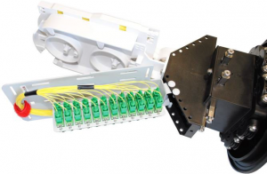 Panel z polem adapterowym do muf FB8000